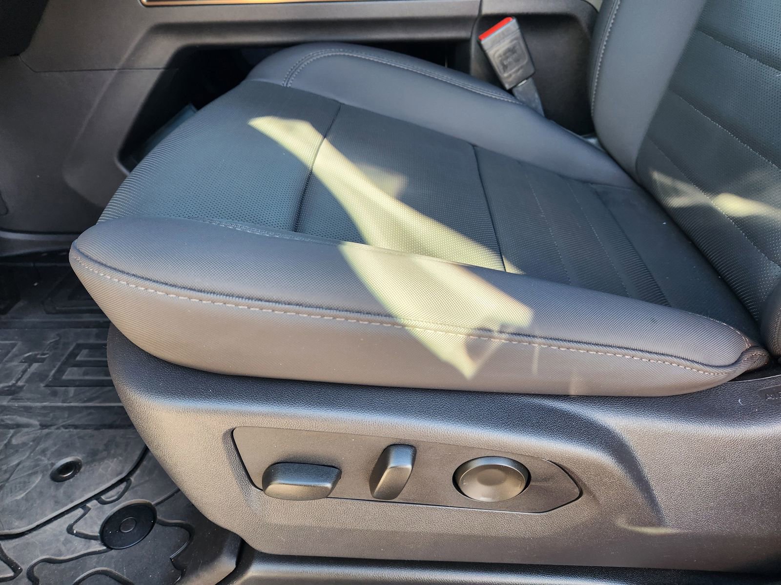New 2025 GMC Hummer EV 2X AWD/4WD image 26