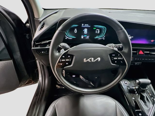 Certified 2023 Kia Niro EX Touring FWD image 11