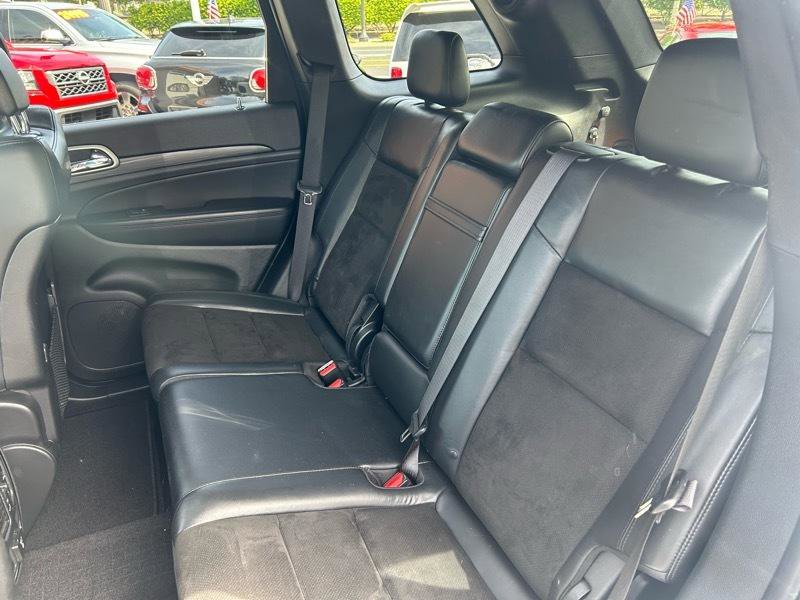 Used 2020 Jeep Grand Cherokee Laredo w/ Quick Order Package 2BN North AWD/4WD image 15