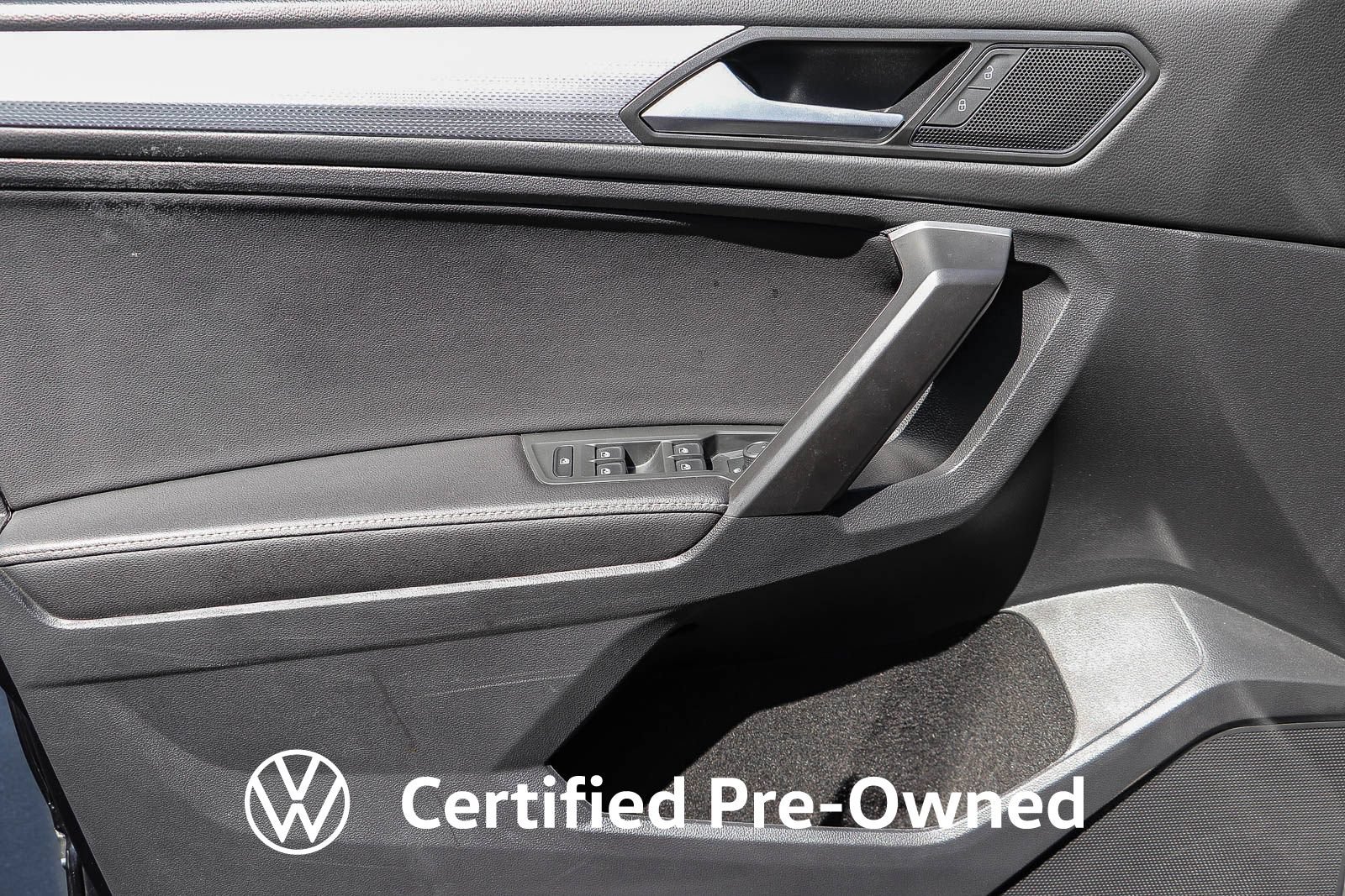 Used 2023 Volkswagen Tiguan S FWD image 24
