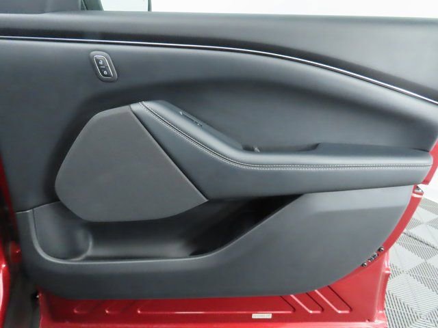Used 2021 Ford Mustang Mach-E Select w/ Comfort/Appearance Package image 26