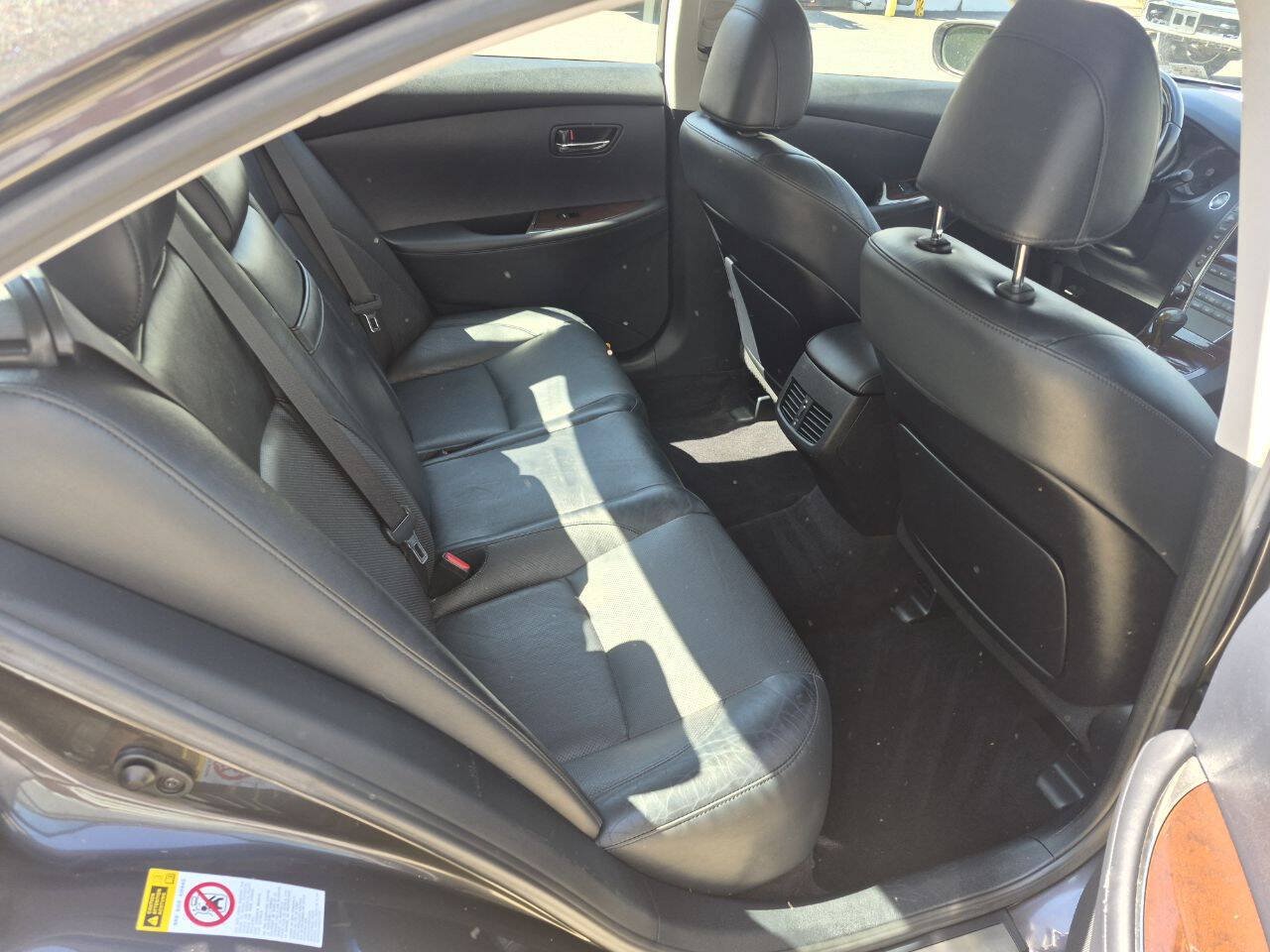 Used 2010 Lexus ES 350 w/ Preferred Accessory Package FWD image 10