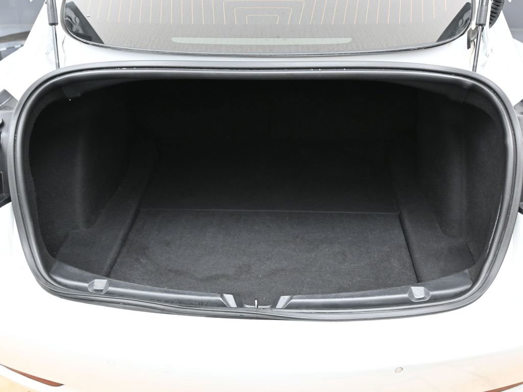 Used 2020 Tesla Model 3 Standard Range Plus image 9