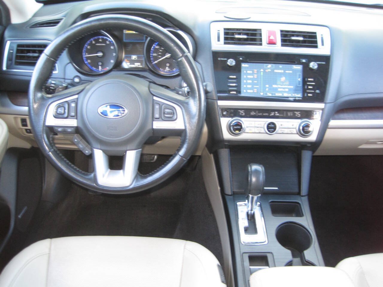Used 2015 Subaru Outback 2.5i Limited AWD/4WD image 34