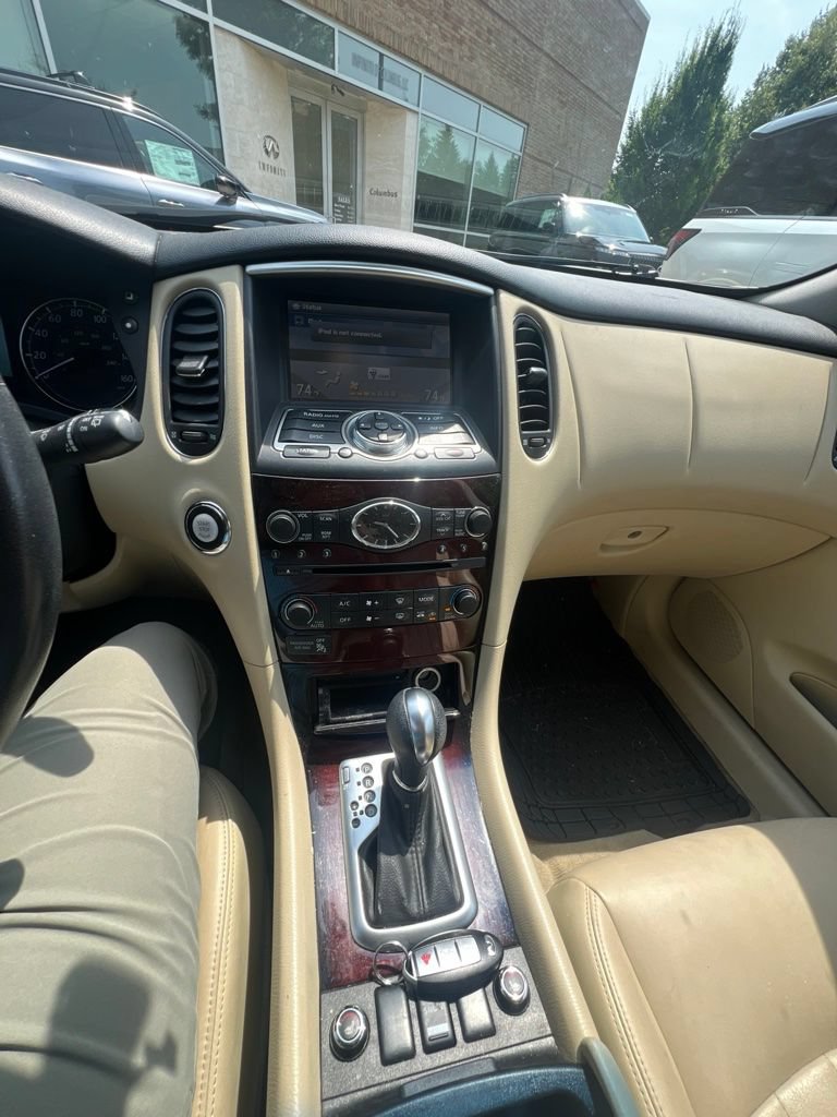 Used 2017 INFINITI QX50 AWD w/ Premium Package image 12