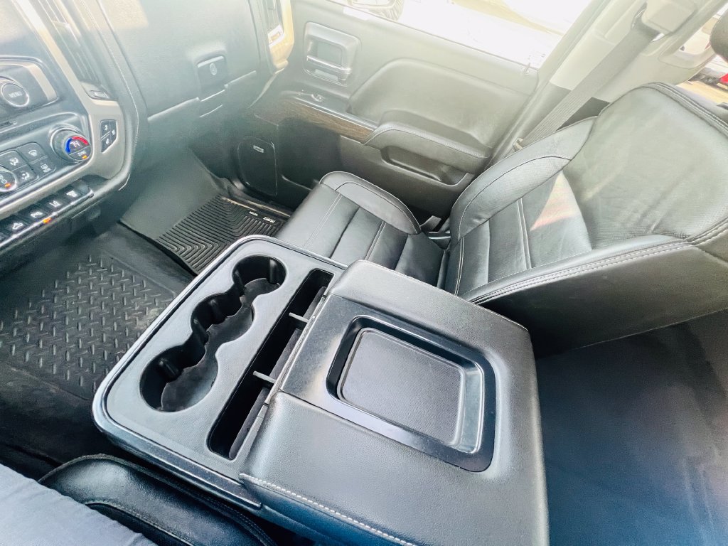 Used 2018 GMC Sierra 3500 Denali w/ Duramax Plus Package AWD/4WD image 28