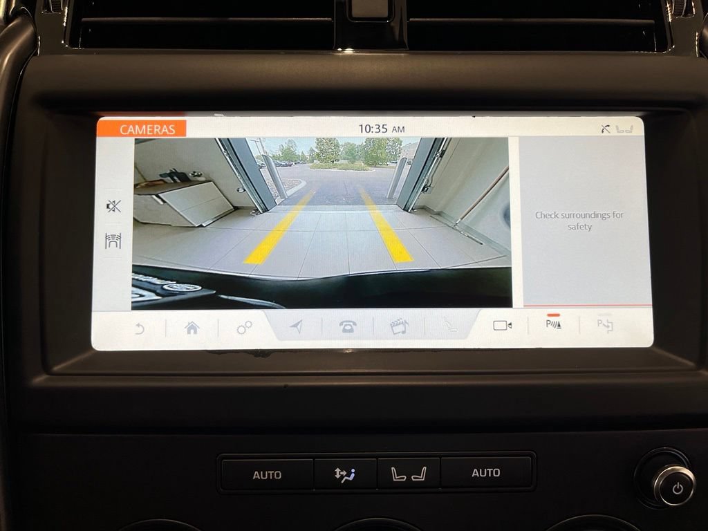 Used 2020 Land Rover Discovery Landmark AWD/4WD image 44