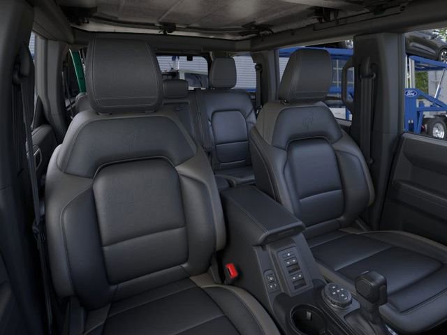 New 2025 Ford Bronco Outer Banks w/ Sasquatch Package image 11