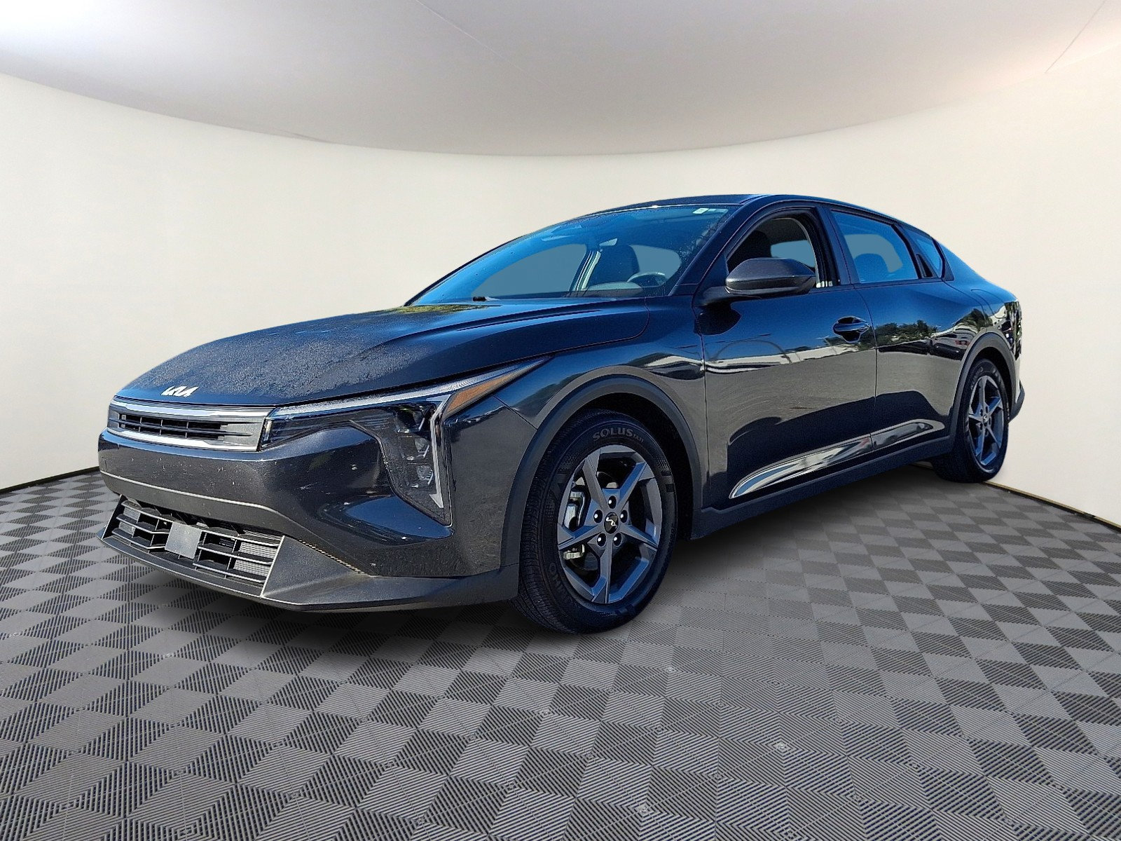 Certified 2025 Kia K4 FWD image 3