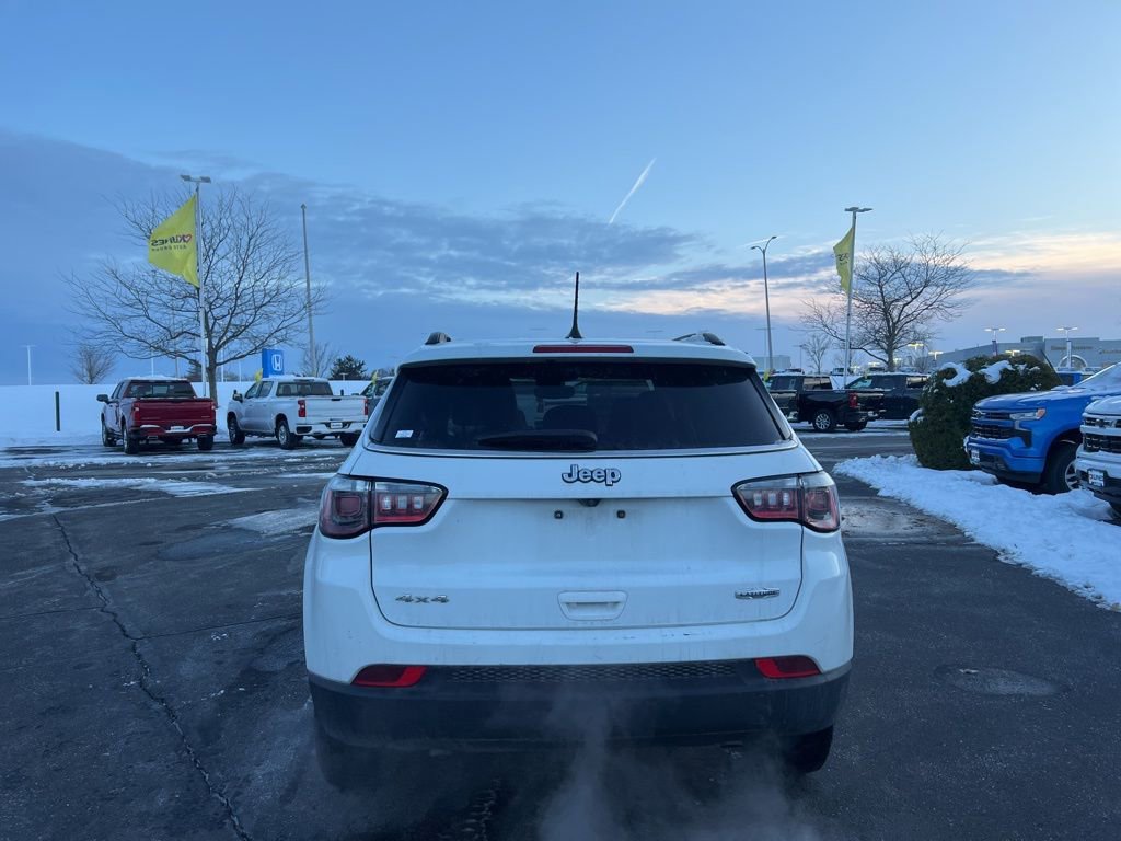 Used 2023 Jeep Compass Latitude image 4