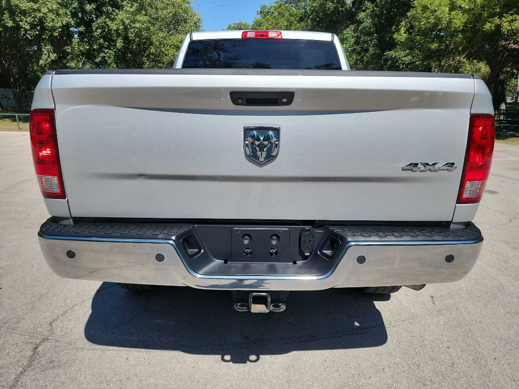 Used 2015 RAM 2500 Tradesman w/ Chrome Appearance Group AWD/4WD image 6