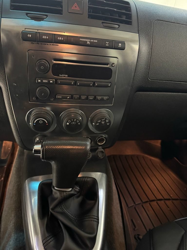 Used 2006 HUMMER H3 AWD/4WD image 12