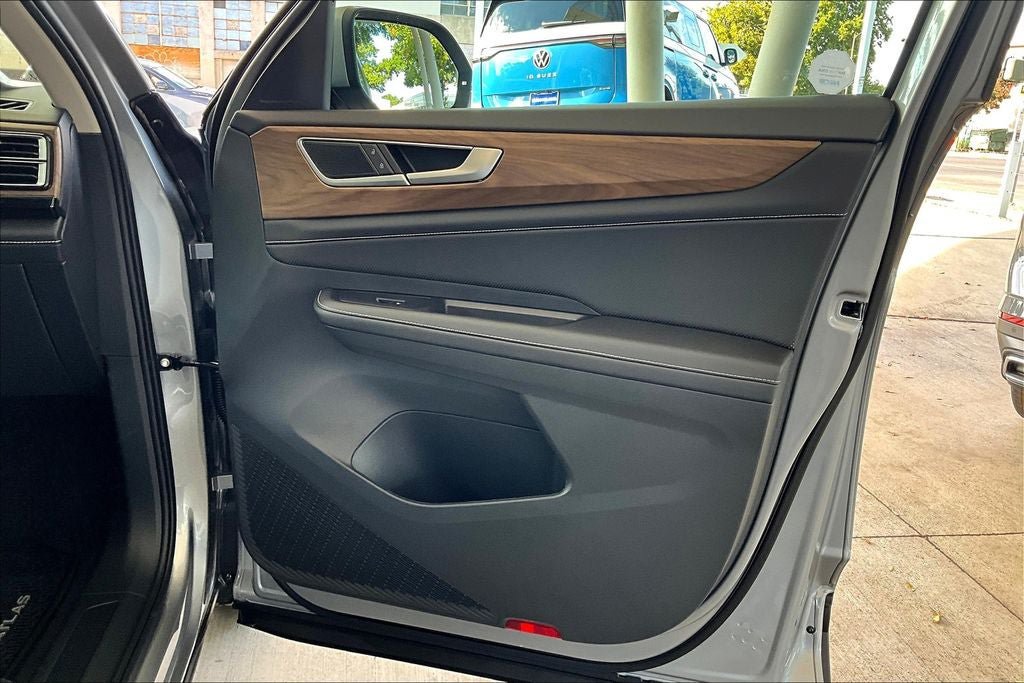 New 2026 Volkswagen Atlas SE FWD image 27