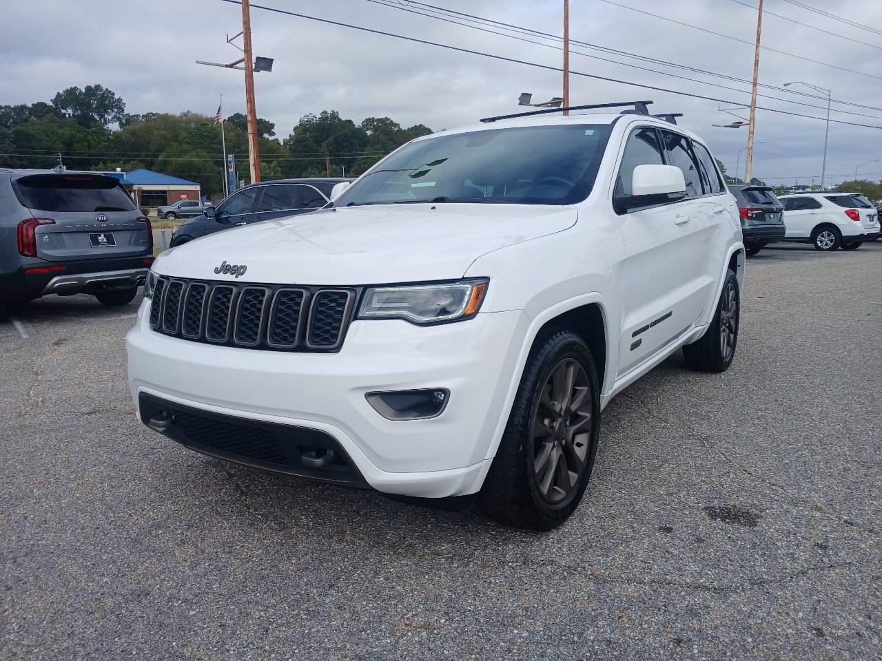 Used 2017 Jeep Grand Cherokee Limited 75th Anniversary image 11