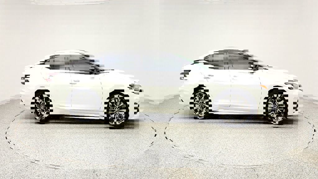 Used 2023 Nissan Maxima Platinum w/ Sport Mat Group image 4