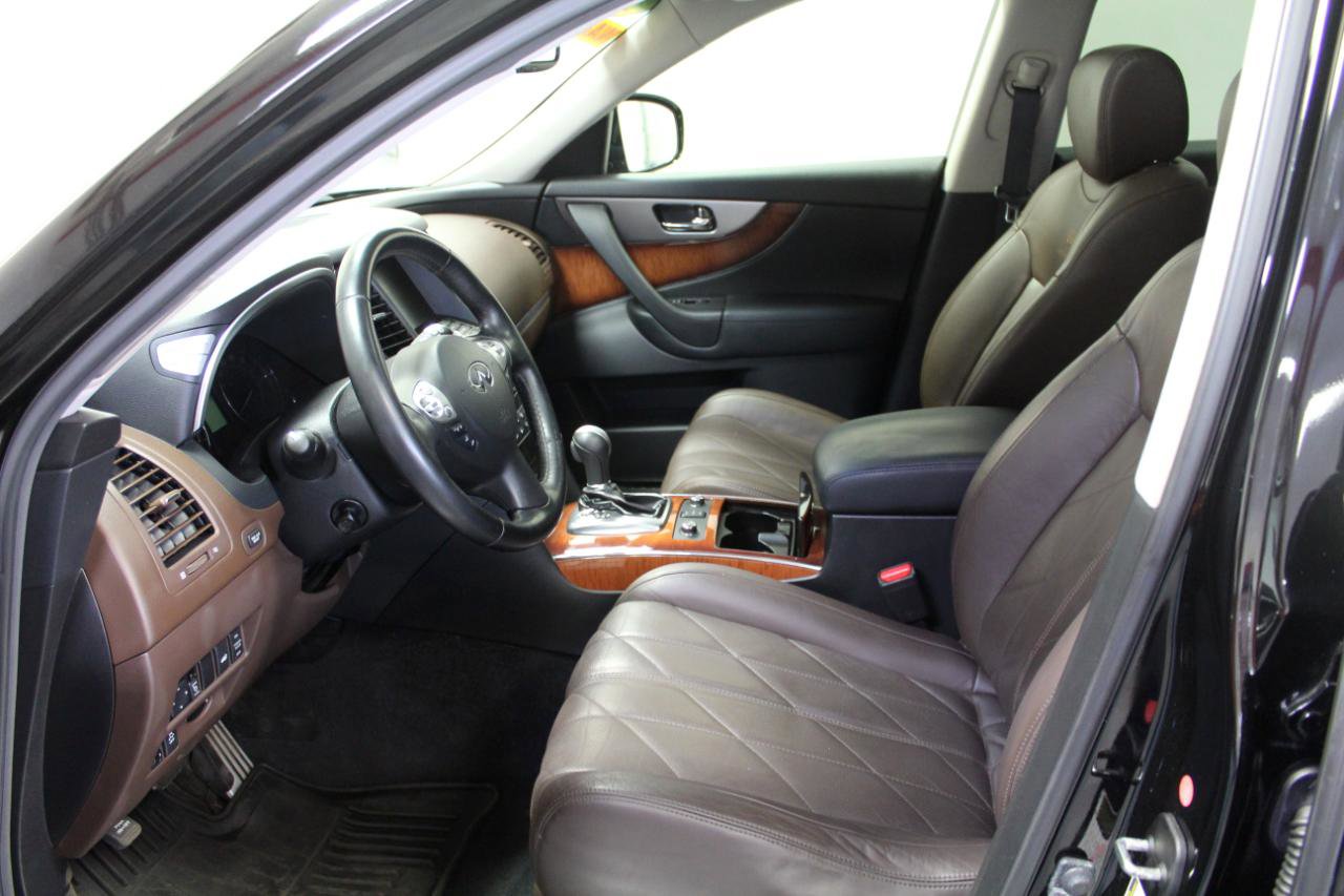 Used 2013 INFINITI FX37 AWD w/ Premium Pkg image 20