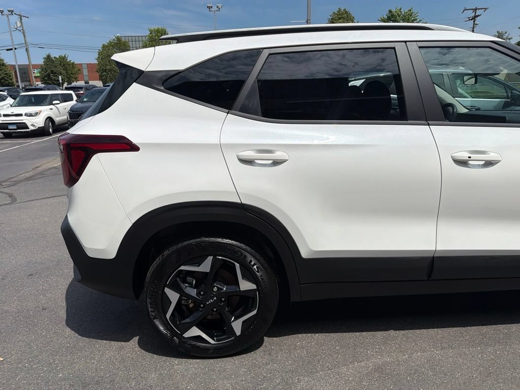 Used 2026 Kia Seltos S AWD/4WD image 7