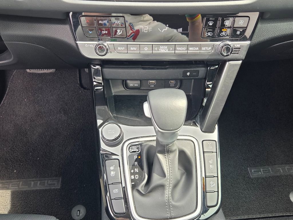 Used 2024 Kia Seltos SX w/ SX Sunroof Package AWD/4WD image 21