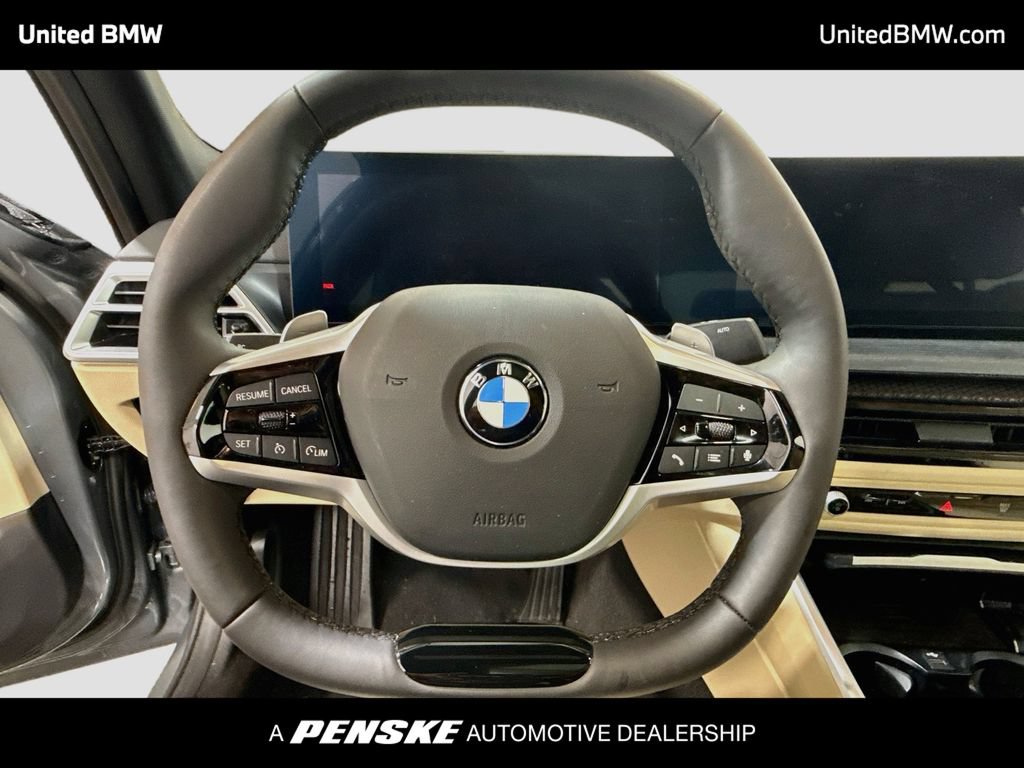 Certified 2025 BMW 330i Sedan RWD image 6