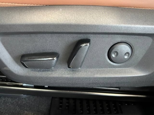 Used 2024 Nissan Rogue Platinum w/ Platinum Premium Package FWD image 26