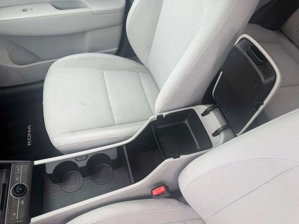 Used 2024 Hyundai Kona SEL w/ Convenience Package AWD/4WD image 30