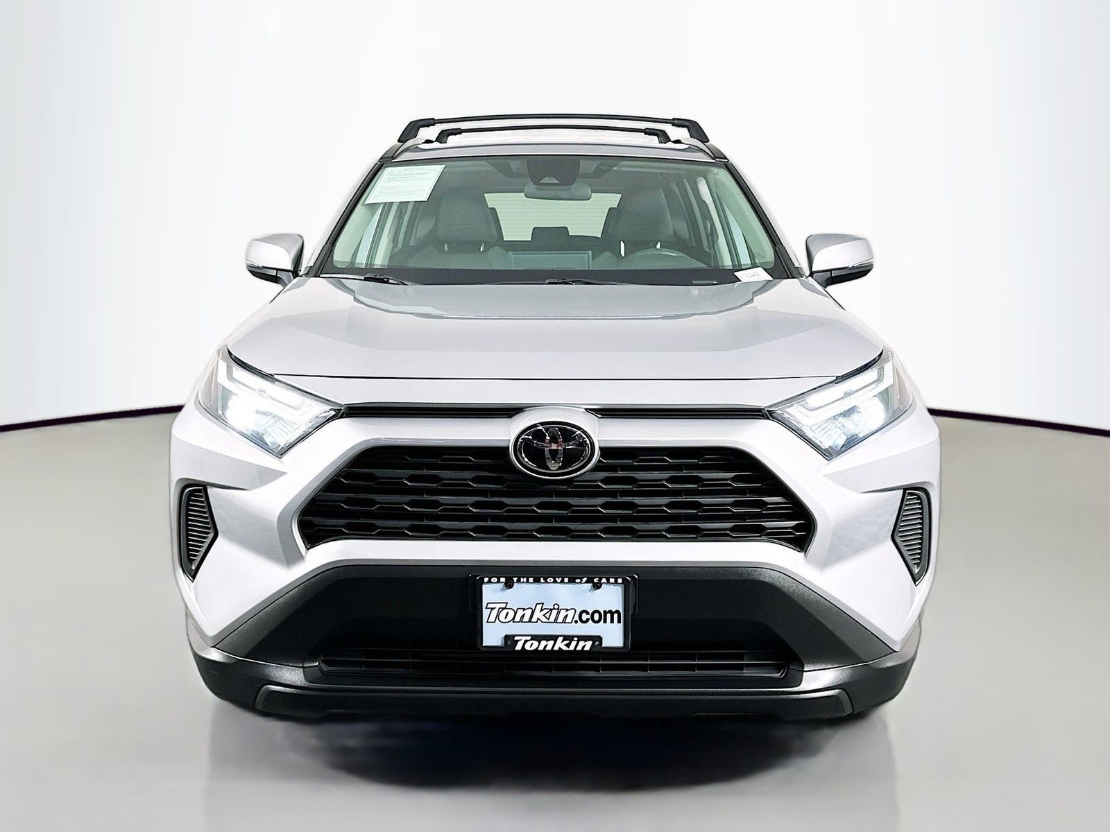 Used 2024 Toyota RAV4 XLE image 2