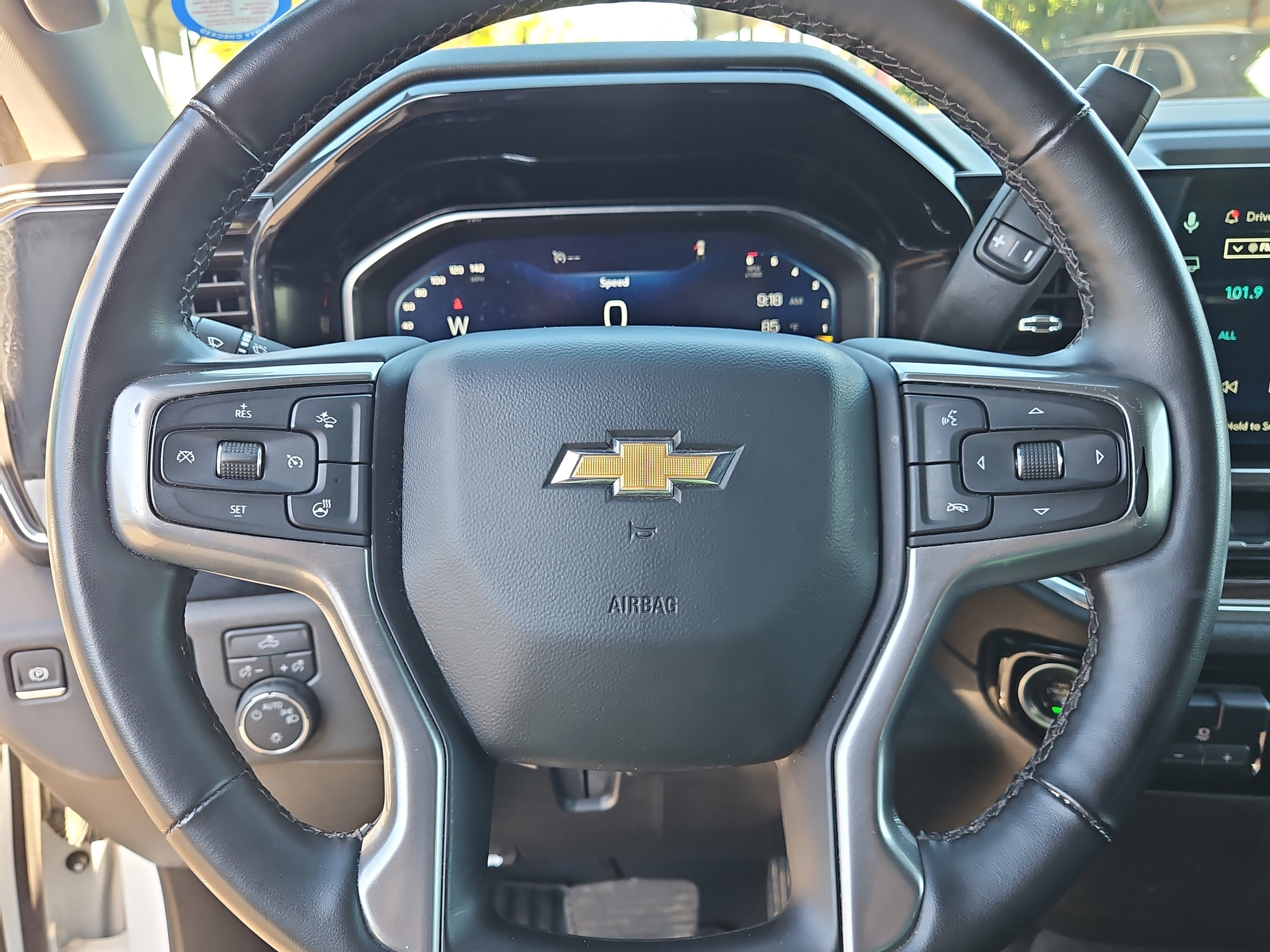 Certified 2025 Chevrolet Silverado 1500 LT AWD/4WD image 19