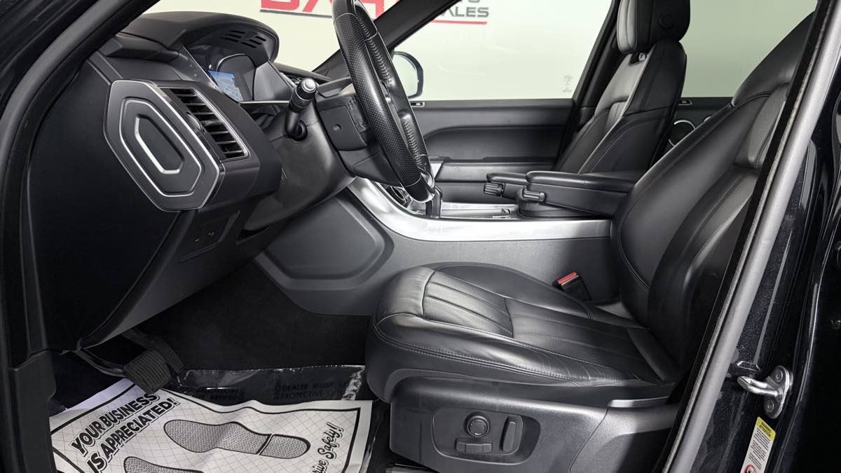 Used 2018 Land Rover Range Rover Sport HSE AWD/4WD image 15