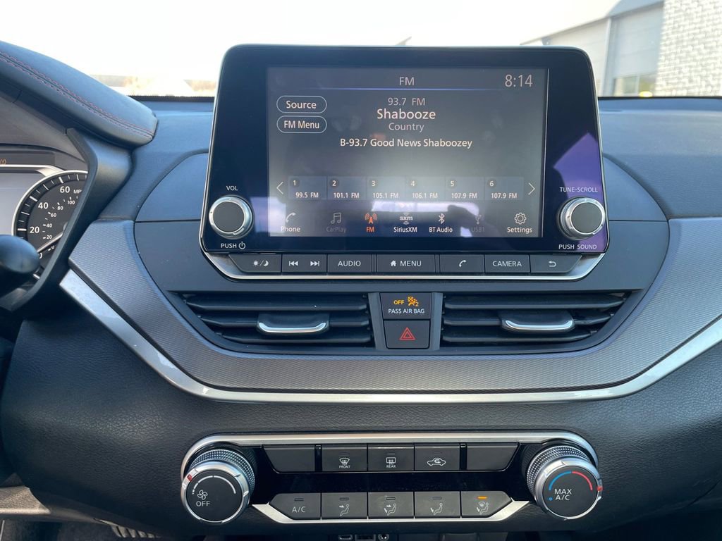 Used 2025 Nissan Altima 2.5 SR FWD image 19