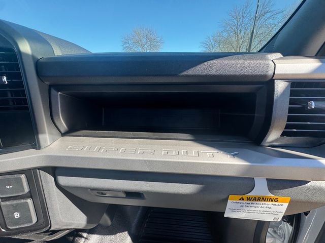 New 2025 Ford F550 4x4 Regular Cab Super Duty image 14