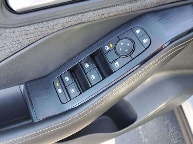 Used 2022 Nissan Rogue SV FWD image 20