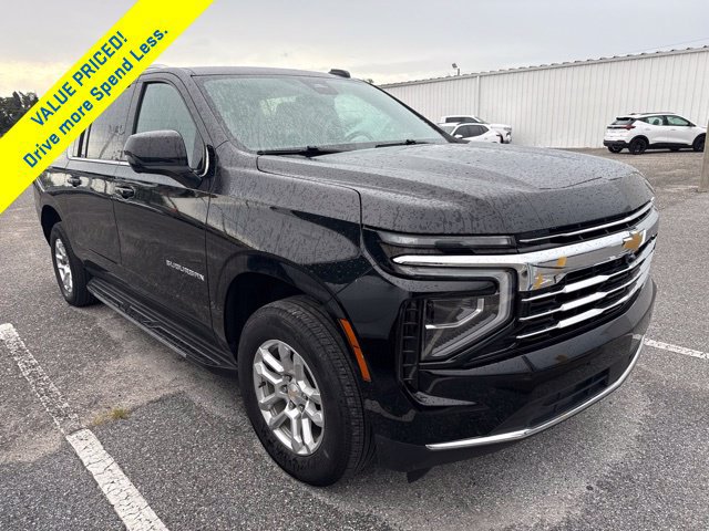 Used 2025 Chevrolet Suburban LT