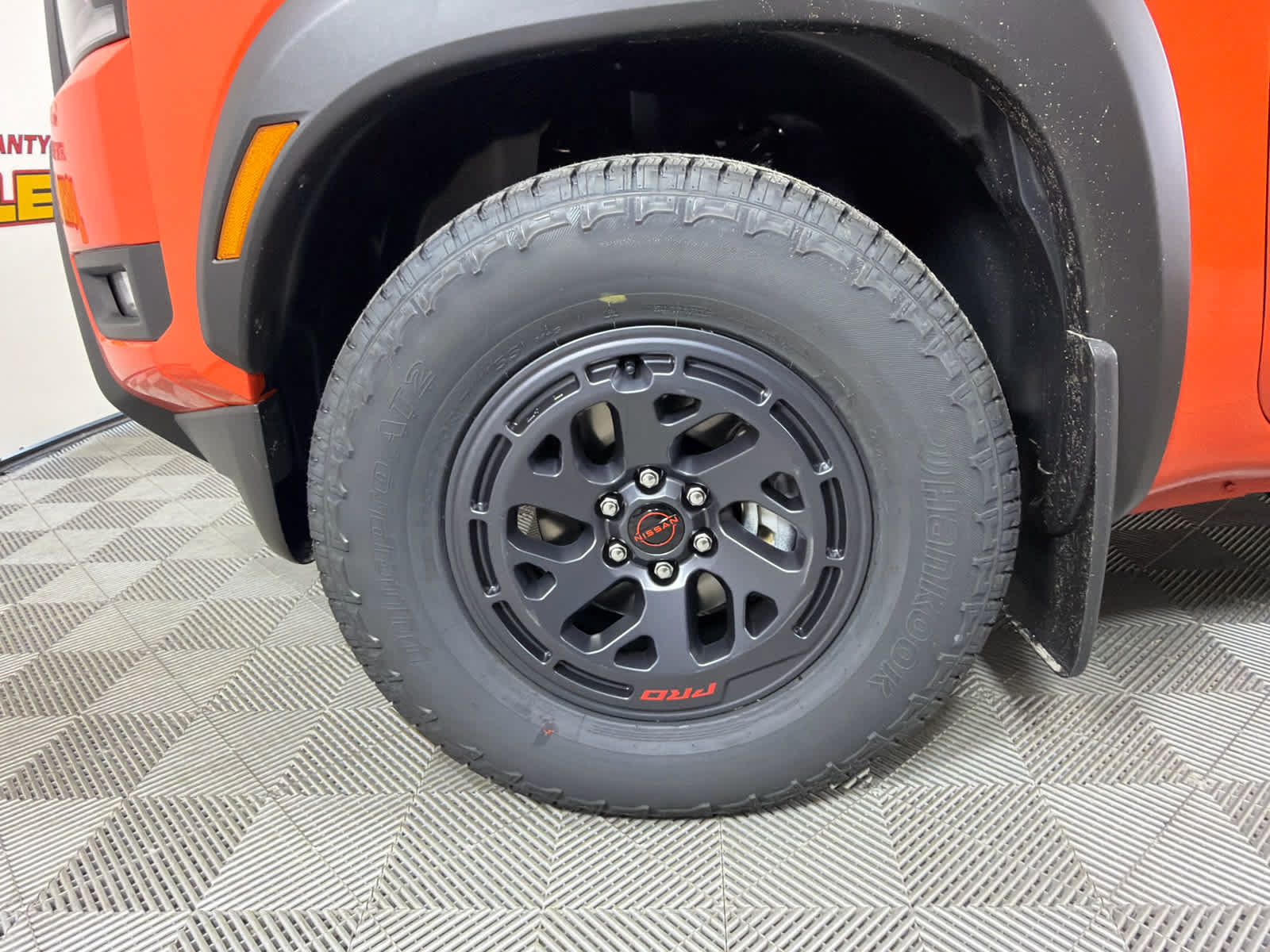 New 2026 Nissan Frontier Pro-X w/ Tow Package RWD image 9