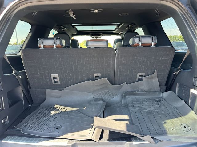 Used 2022 Lincoln Navigator Reserve image 13