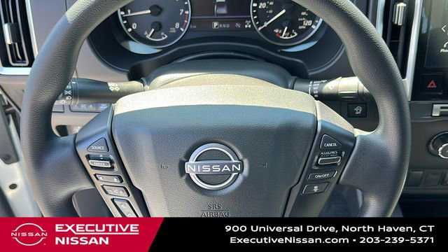 Used 2025 Nissan Frontier SV image 12