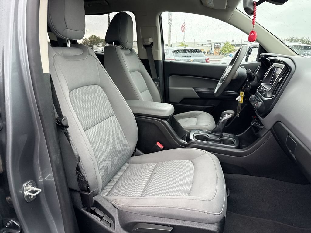 Used 2022 Chevrolet Colorado W/T AWD/4WD image 24