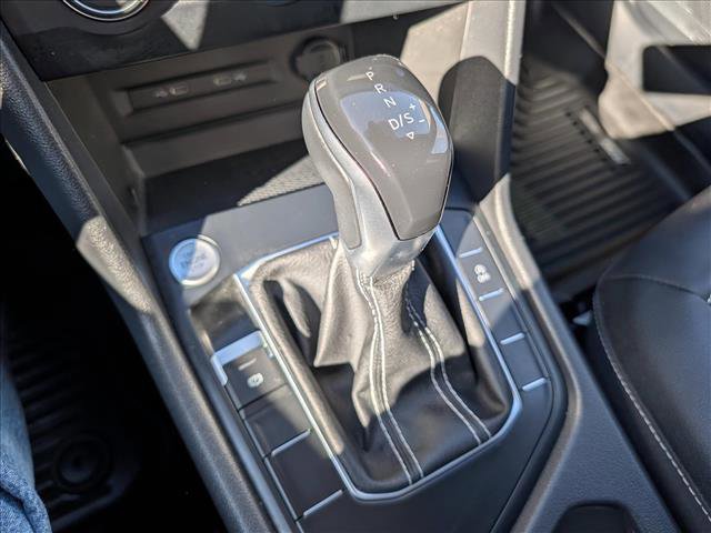 Used 2022 Volkswagen Taos SE w/ Panoramic Sunroof Package image 34