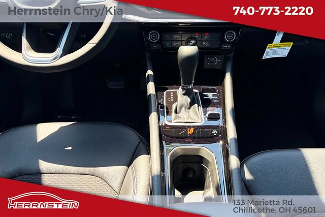 New 2026 Jeep Compass Latitude AWD/4WD image 11