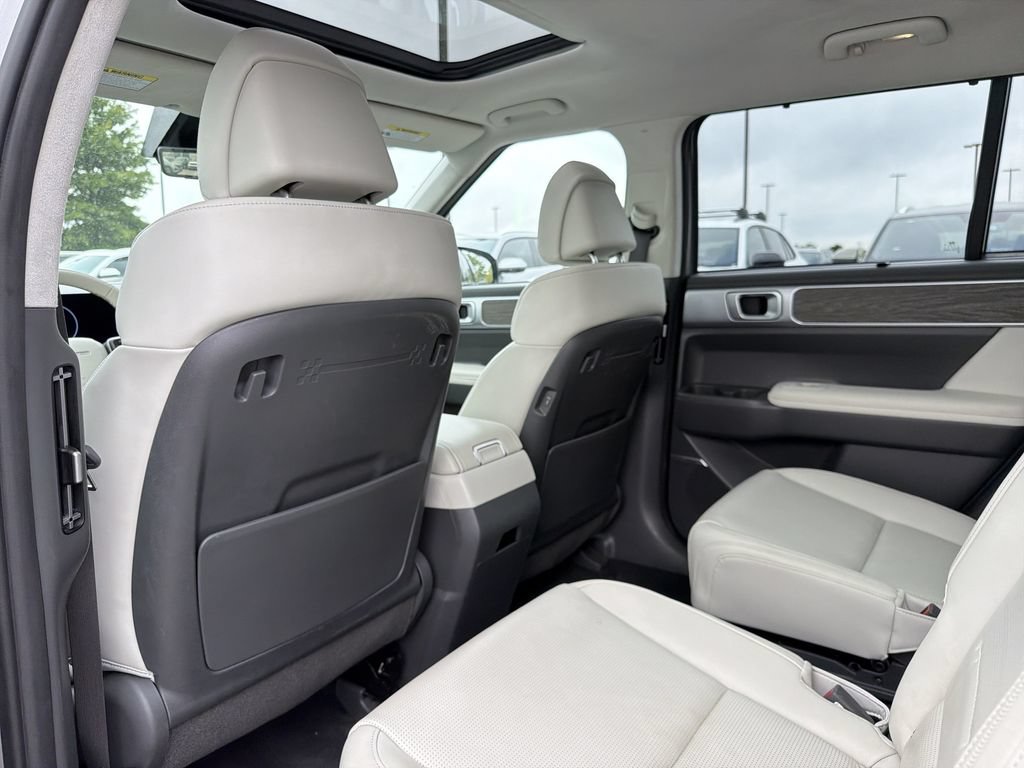 Used 2024 Hyundai Santa Fe Calligraphy AWD/4WD image 12