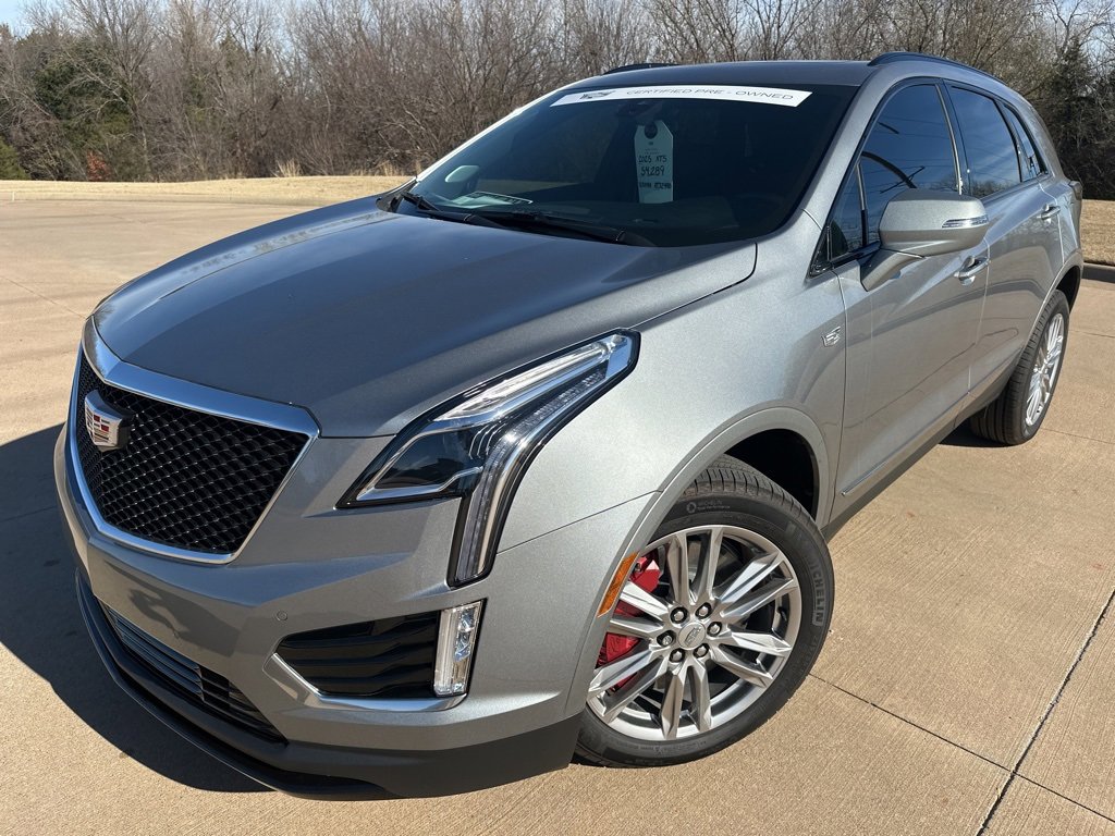 Certified 2025 Cadillac XT5 Sportv