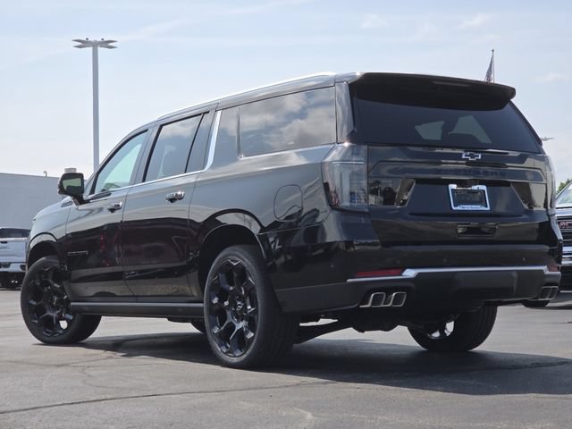 New 2026 Chevrolet Suburban High Country AWD/4WD image 17