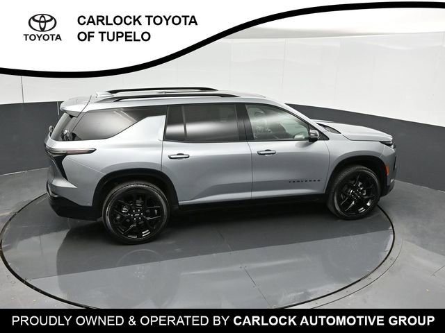 Used 2025 Chevrolet Traverse RS w/ LPO, Cargo Package FWD image 50