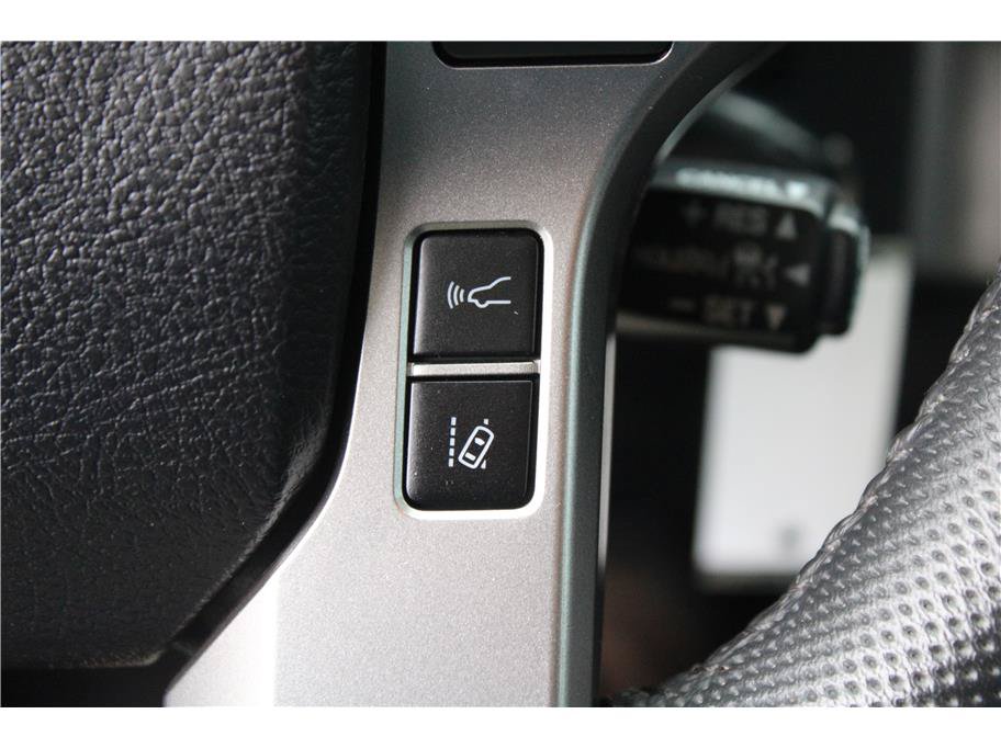 Used 2022 Toyota Tacoma SR5 w/ Technology Package AWD/4WD image 20