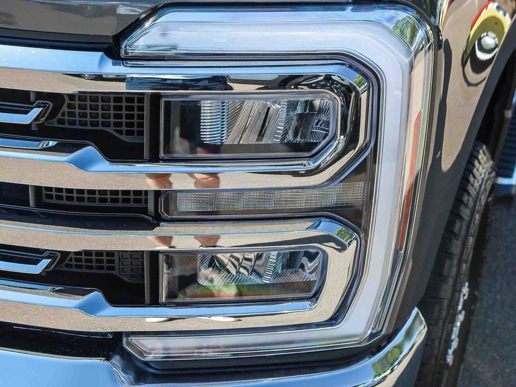 New 2026 Ford F250 Lariat image 4