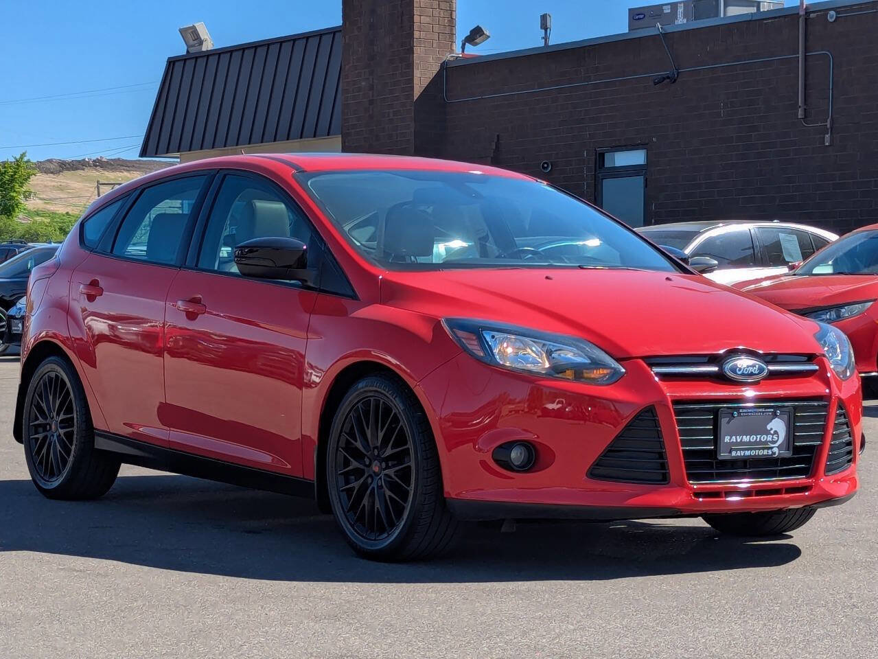 Used 2012 Ford Focus SEL FWD image 5