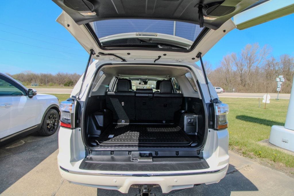 Used 2022 Toyota 4Runner Limited image 5
