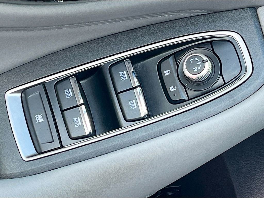 Used 2025 Subaru Legacy Limited image 17