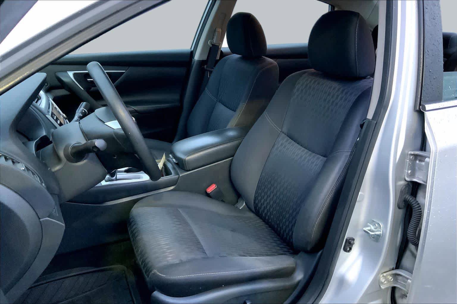 Used 2018 Nissan Altima 2.5 S w/ S Convenience Package FWD image 7