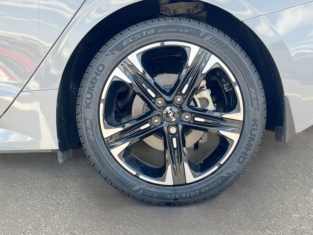 Used 2023 Kia K5 GT-Line image 29