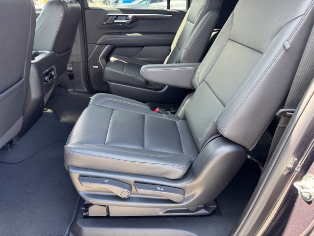 Certified 2026 Chevrolet Suburban LT w/ Comfort Package AWD/4WD image 11